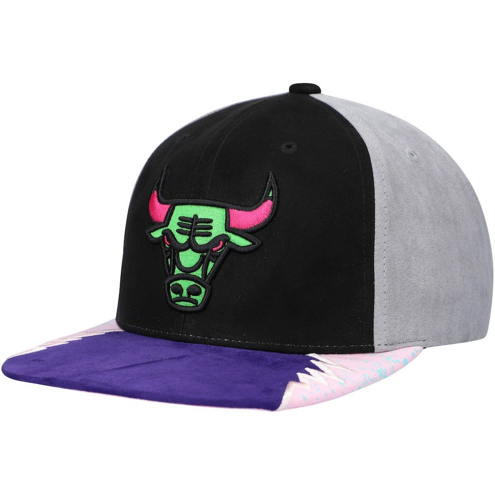 Chicago Bulls Day 5 Snapback Hat - Black/Pink discount