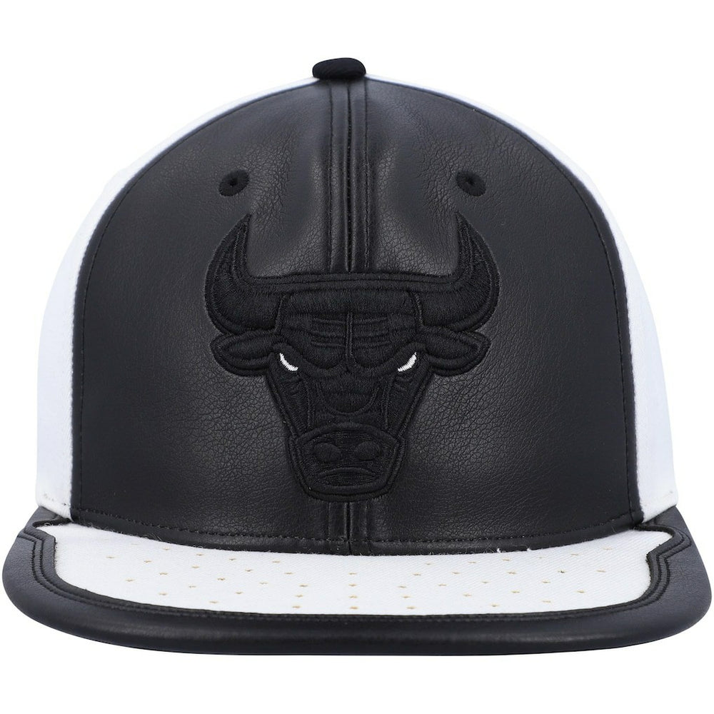 Chicago Bulls NBA Day One Snapback Hat - Black/White discount