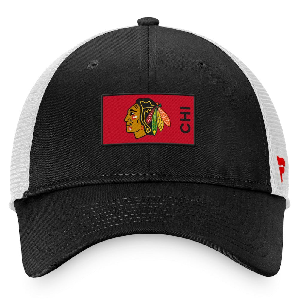 Chicago Blackhawks Fanatics Authentic Pro Rink Trucker Snapback Hat - Black/White Hats