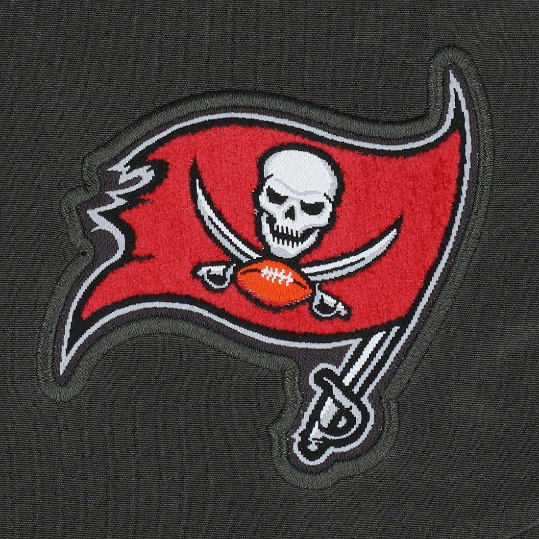 Tampa Bay Buccaneers Sideline Coaches Chevron Lockup Pullover Top - Pewter outlet
