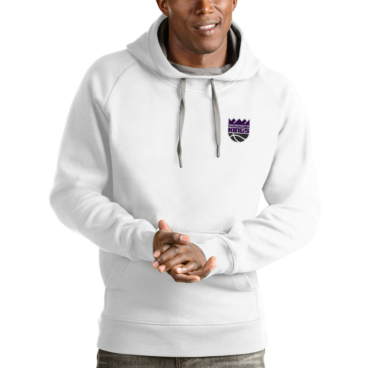 Sacramento Kings Antigua Victory Pullover Hoodie - White discount