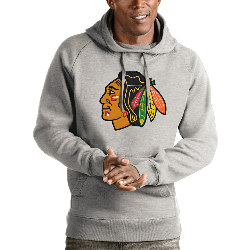 Chicago Blackhawks Antigua Logo Victory Pullover Hoodie - Heathered Gray Hoodies