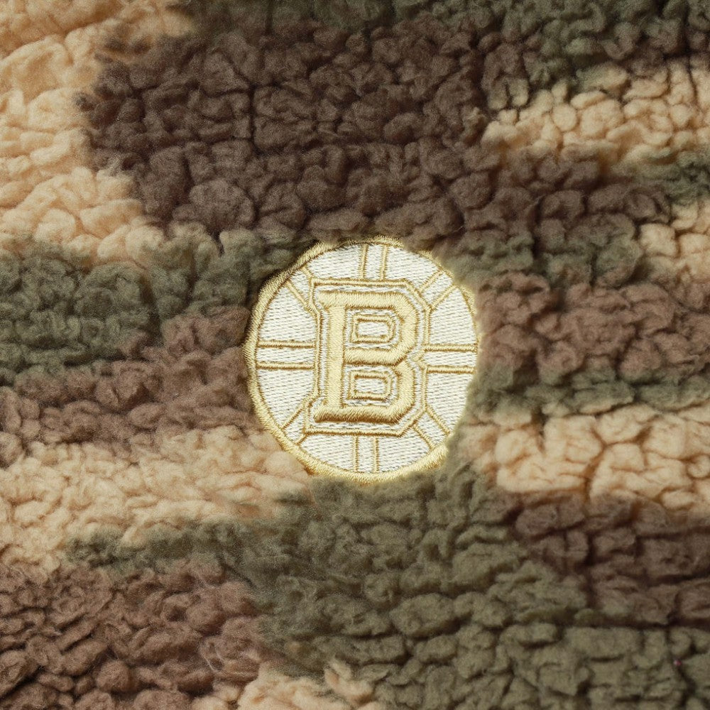 Boston Bruins G-III Sports by Carl Banks Women's Sherpa Quarter-Zip Jacket - Camo Jackets
