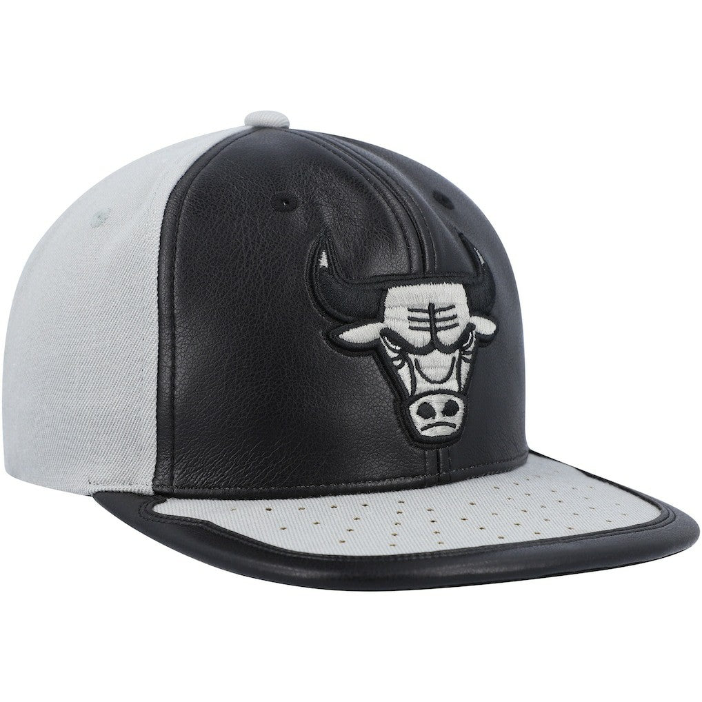 Chicago Bulls Day One Snapback Hat - Black/Gray on sale