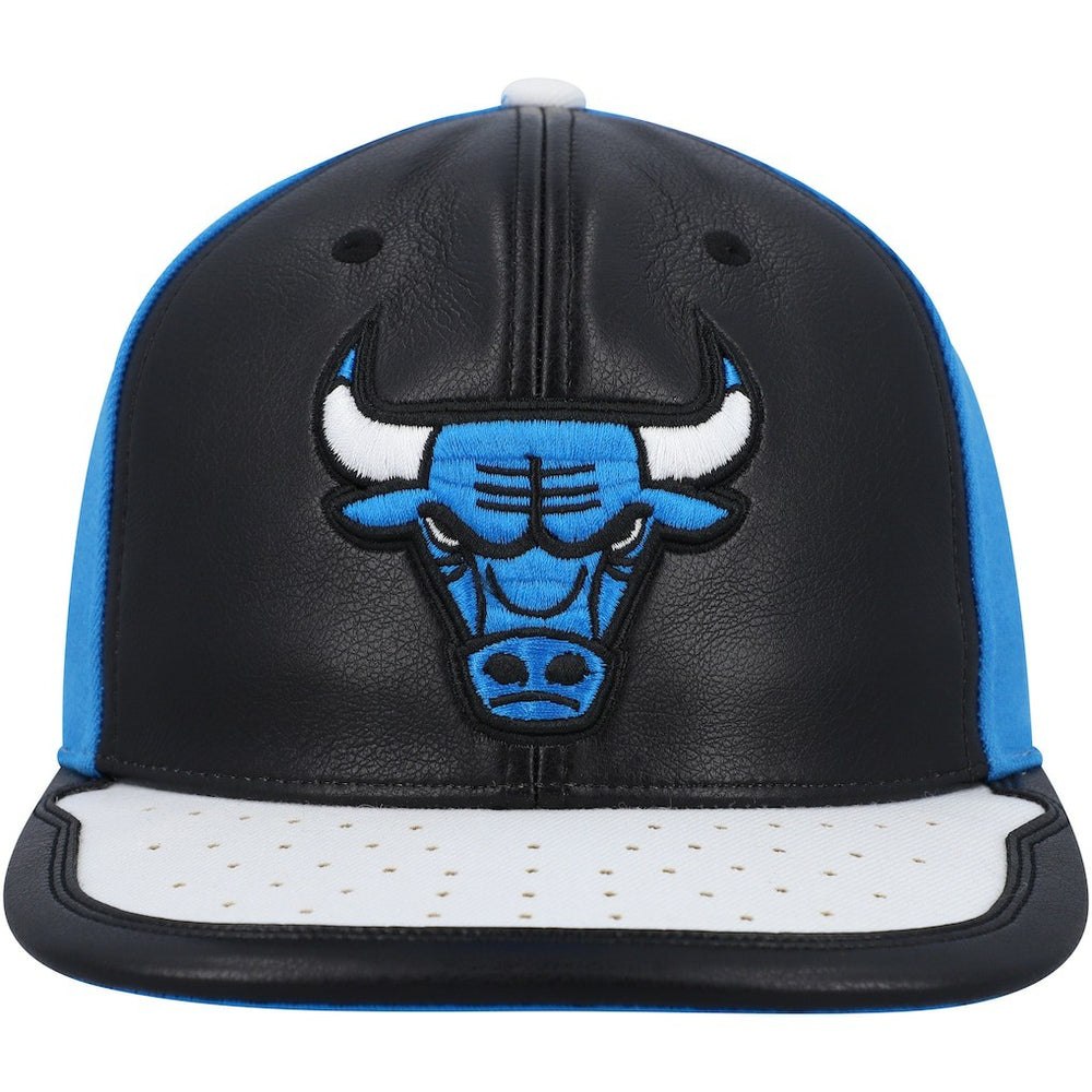 Chicago Bulls Day One Snapback Hat - Black/White for sale
