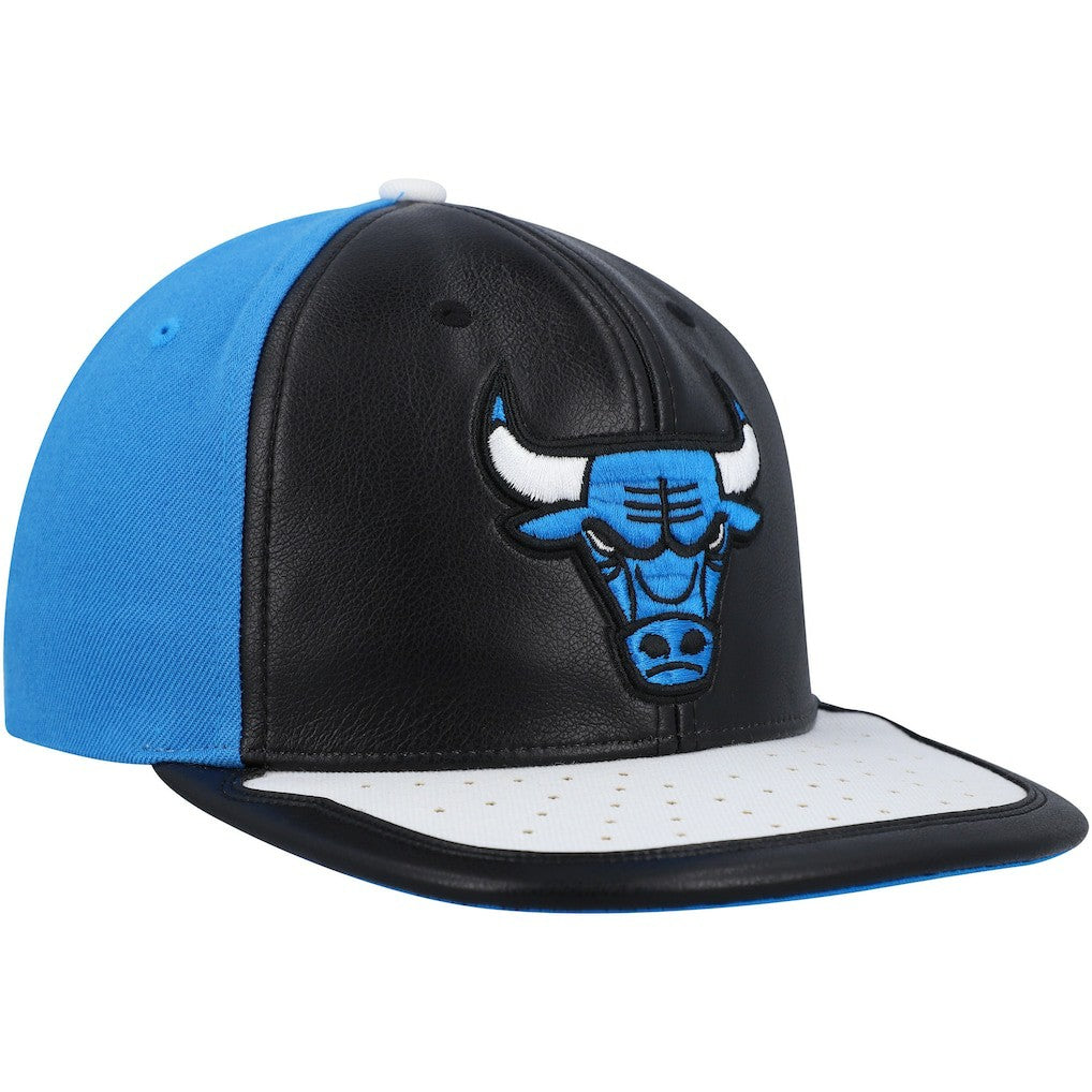 Chicago Bulls Day One Snapback Hat - Black/White for sale
