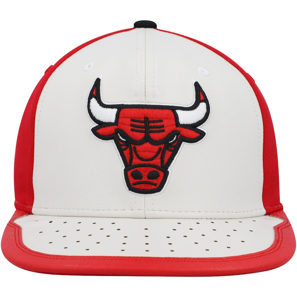 Chicago Bulls Day One Snapback Hat - White/Red outlet