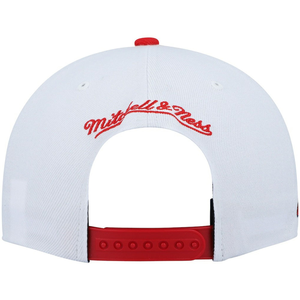 Chicago Bulls Hardwood Classics Snapback Hat - White/Red online