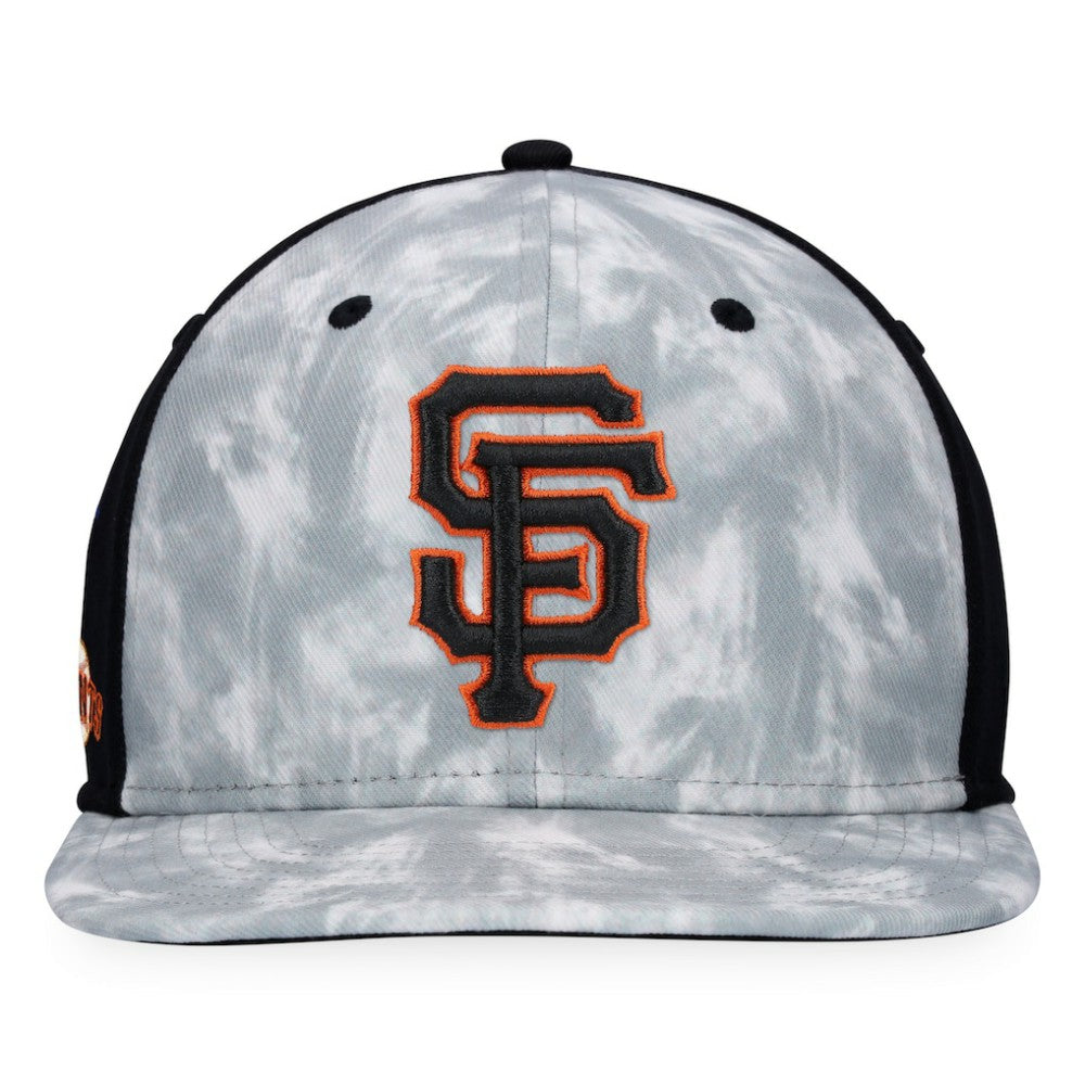 San Francisco Giants Majestic Smoke Dye Snapback Hat Gray