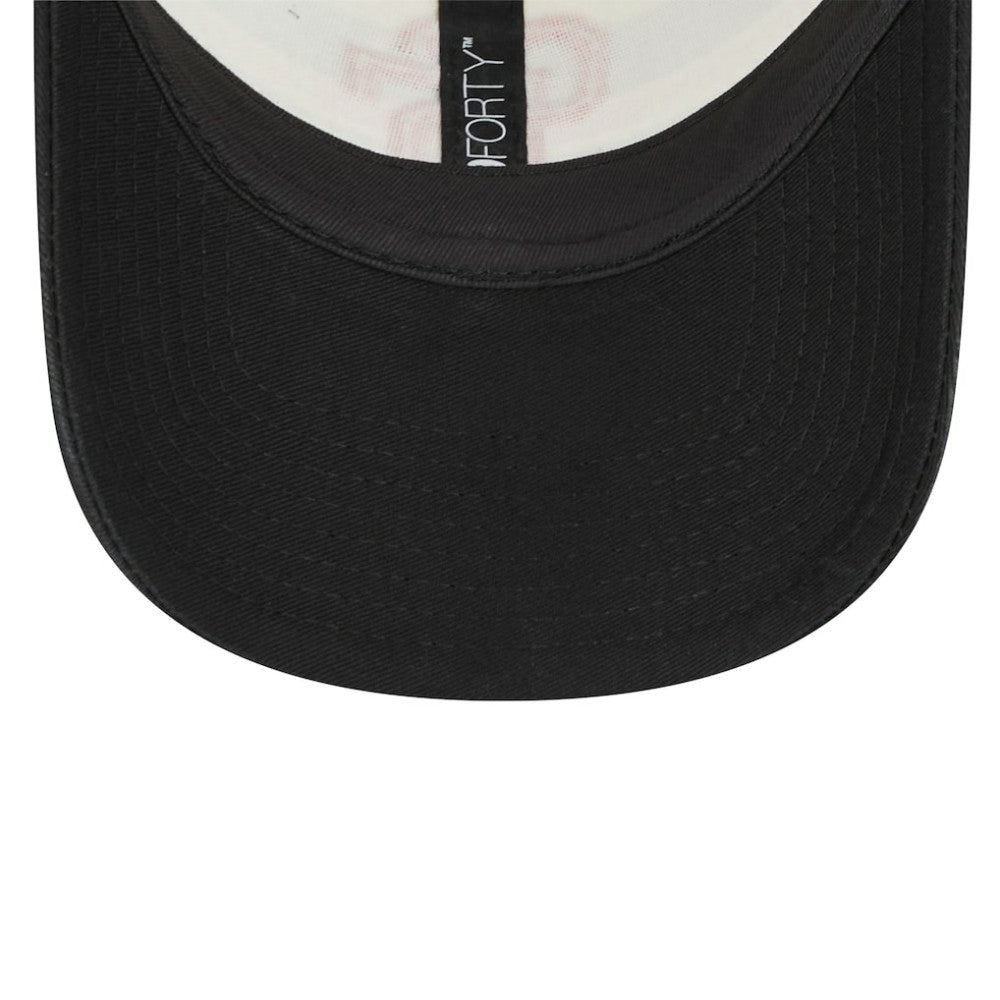 San Francisco Giants Team Stripe Trucker 9FORTY Snapback Hat White/Black