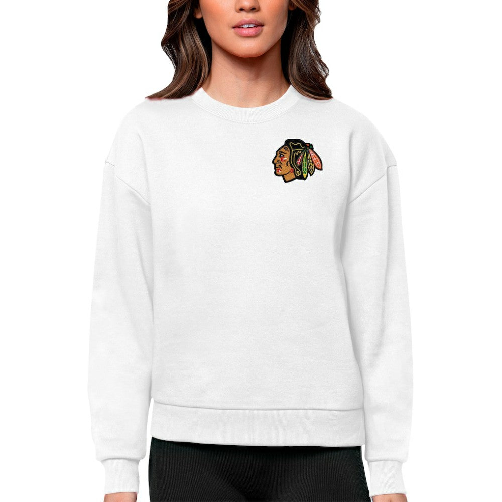 Chicago Blackhawks Antigua Women's Victory Crewneck Pullover Sweatshirt - White Sweatshirts