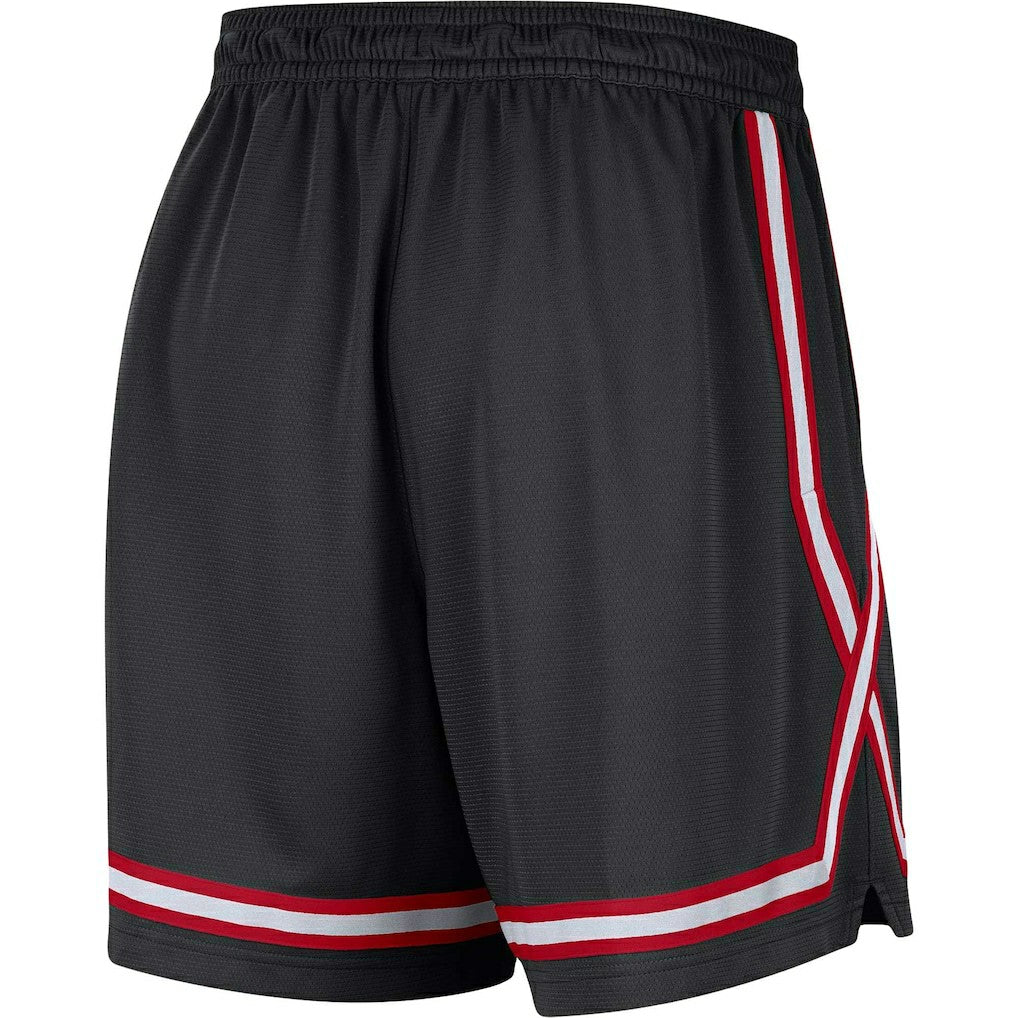 Chicago Bulls Women's Sideline Fly Crossover Performance Shorts - Black sale