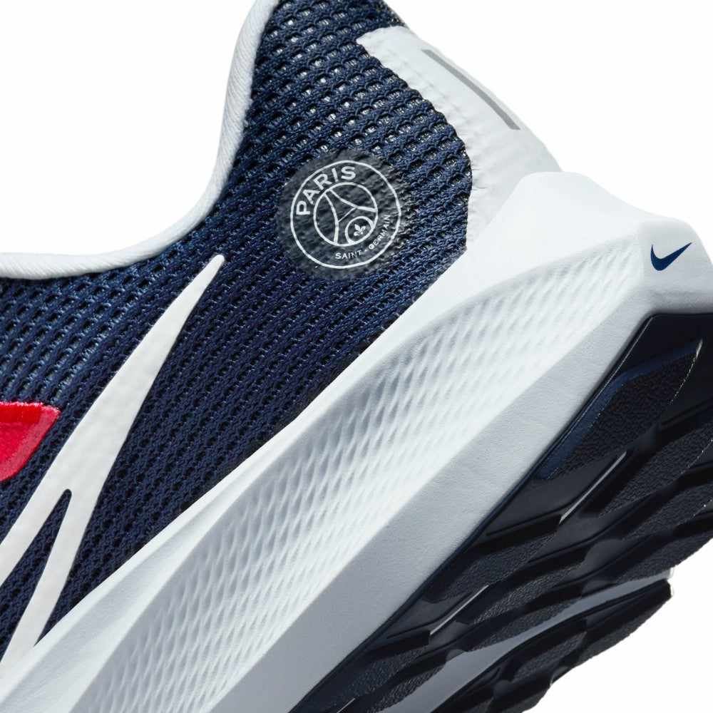 Paris Saint-Germain Unisex Pegasus 40 Road Running Shoe - Black for sale