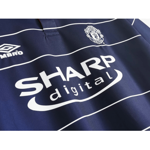 Scholes #18 Retro Manchester United Away Jersey 1999/00