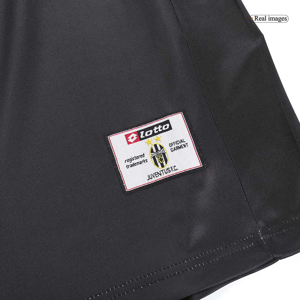 TREZEGUET #17 Retro Juventus Away Jersey 2001/02
